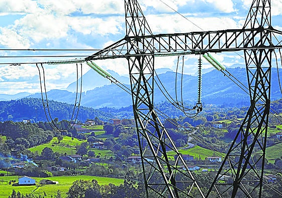 Cuarenta y nueve torretas como la de la imagen van a comenzar a ser desmanteladas.