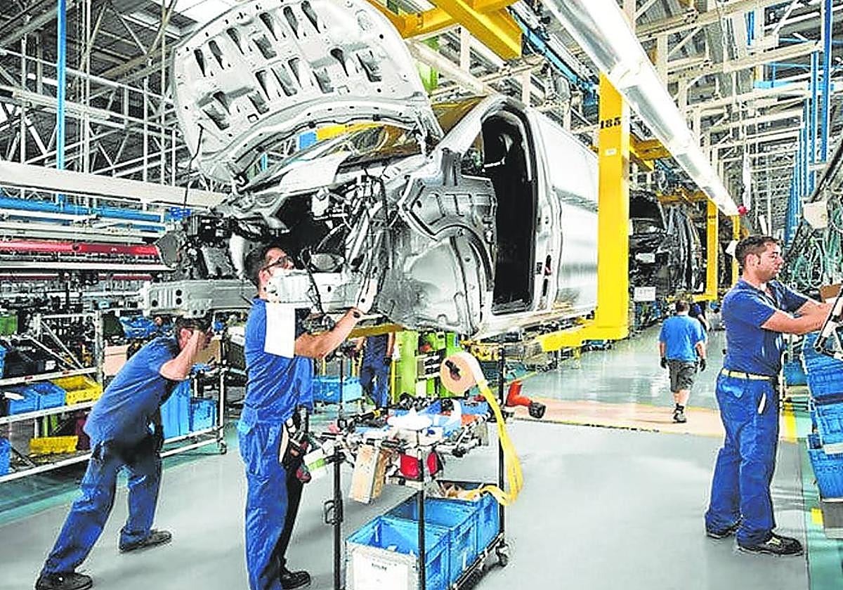Cadena de montaje en la planta de Mercedes en Vitoria.