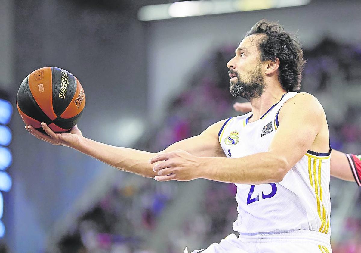 Sergio Llull, quien debutó en la ACB en 2006 en La Casilla, estará esta tarde en Miribilla.