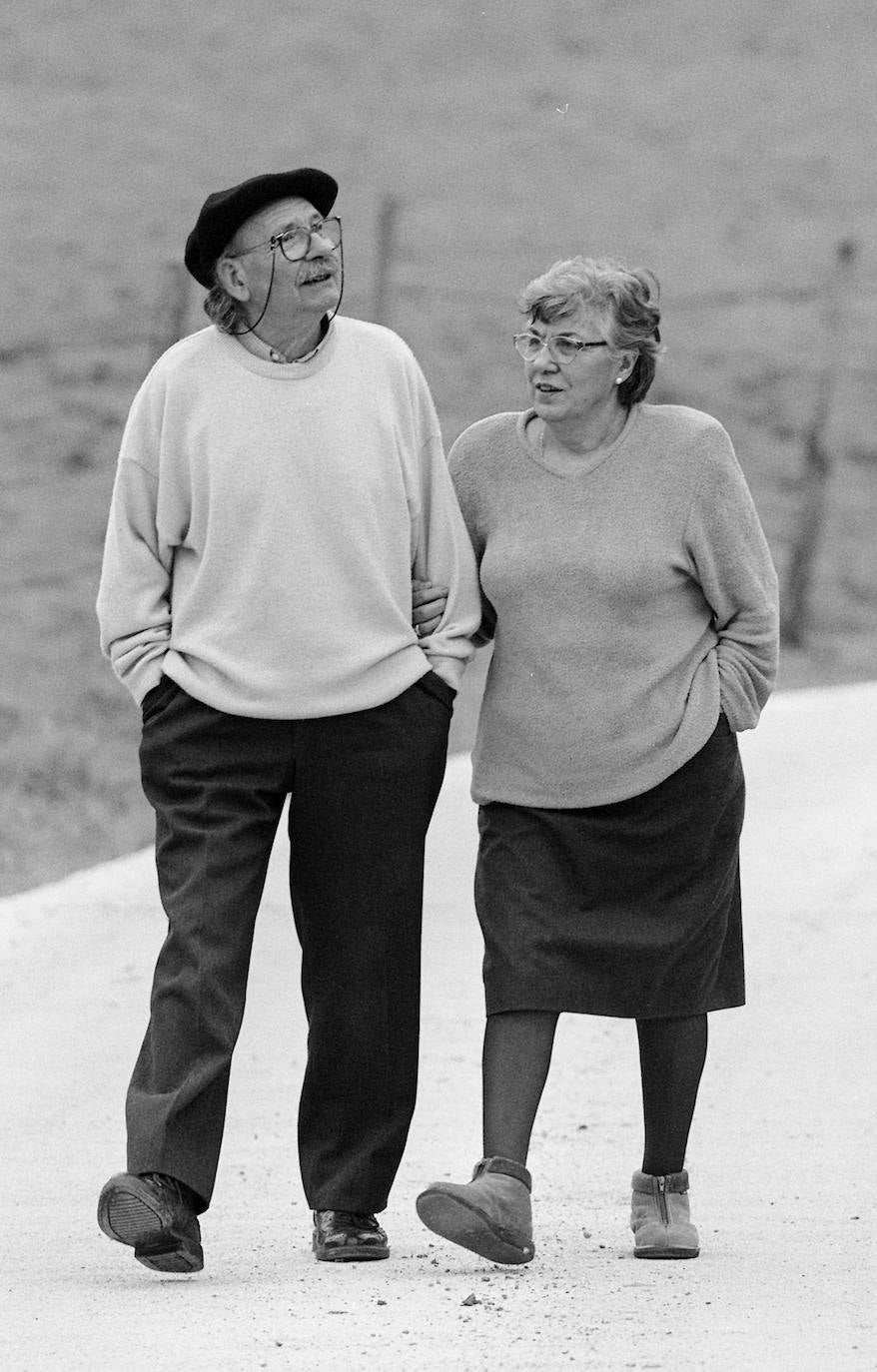 Agustín Ibarrola con su esposa, Mari Luz.