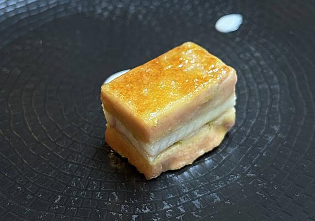 Milhojas de anguila.