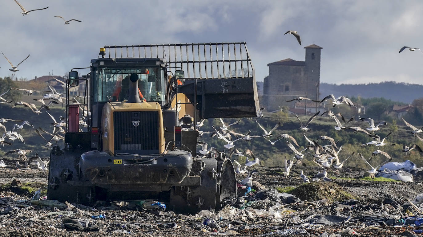El vertedero de Gardélegui, en imágenes
