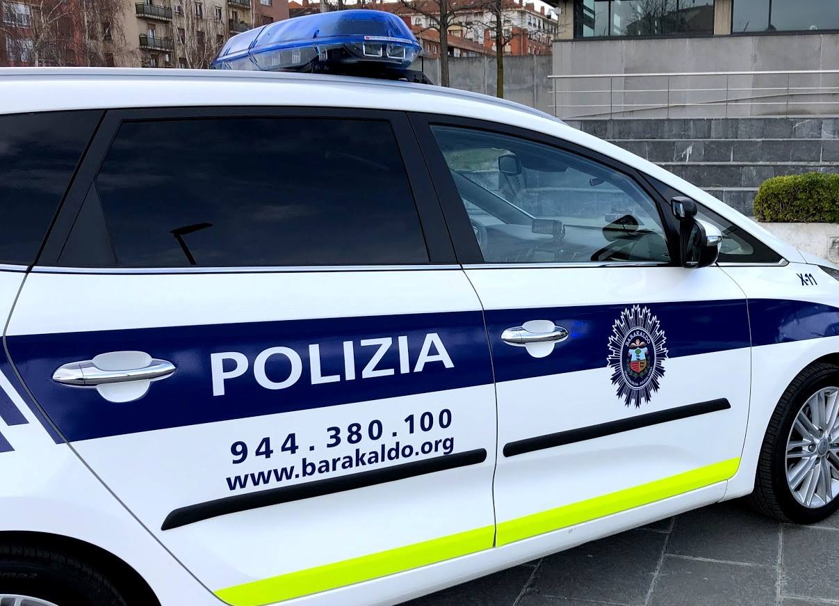 Detienen a dos hombres en Barakaldo en plena huida tras robar en una vivienda