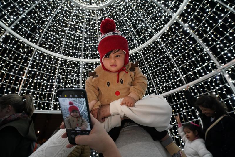 Las luces de Navidad ya brillan en Bilbao