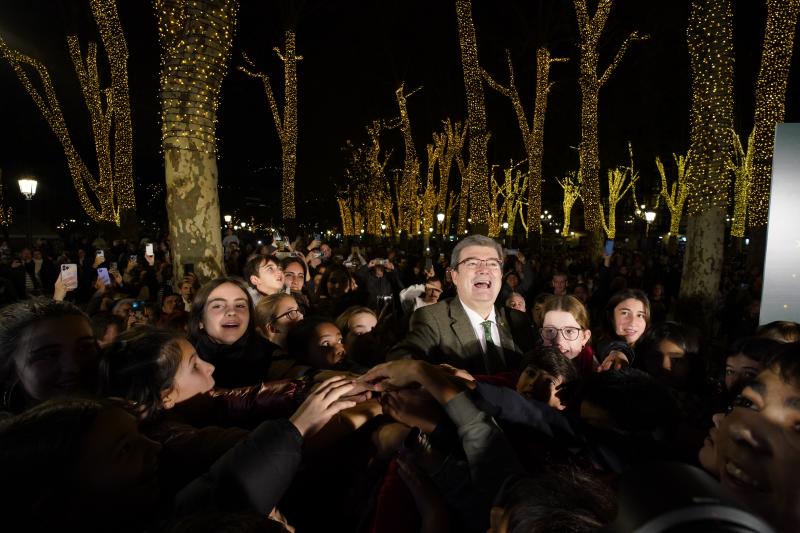Las luces de Navidad ya brillan en Bilbao