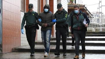 Nueve detenidos en una operación de la Guardia Civil contra las falsificaciones en Sestao