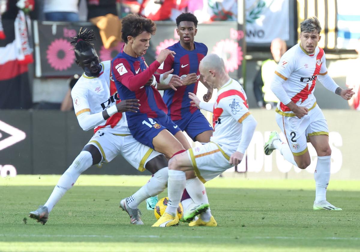 El Rayo sujetó al Barça en Vallecas, donde empataron a uno.