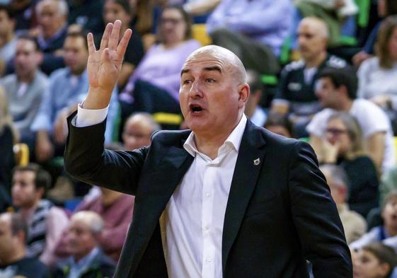 Ponsarnau quiere pasar página del «bochornoso e infame» partido ante Unicaja