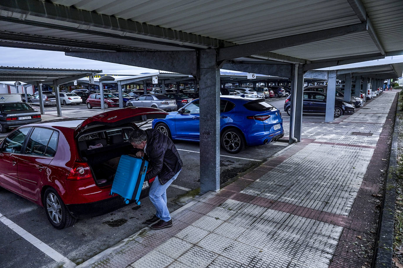 Así ha sido la &#039;operación salida&#039; en el aeropuerto de Foronda