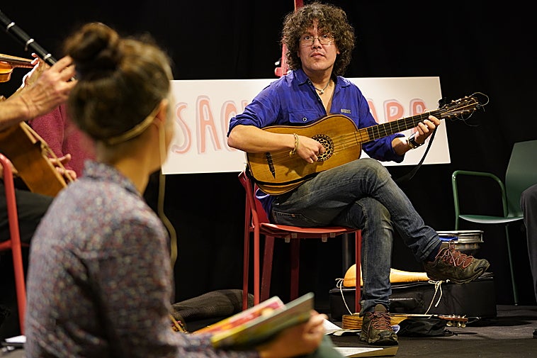 ¿De verdad tiene un origen vasco el ukelele?