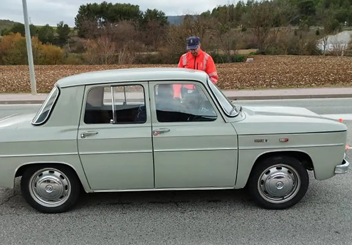 La Policía Foral de Navarra ha sancionado a un R8 por no tener la ITV.