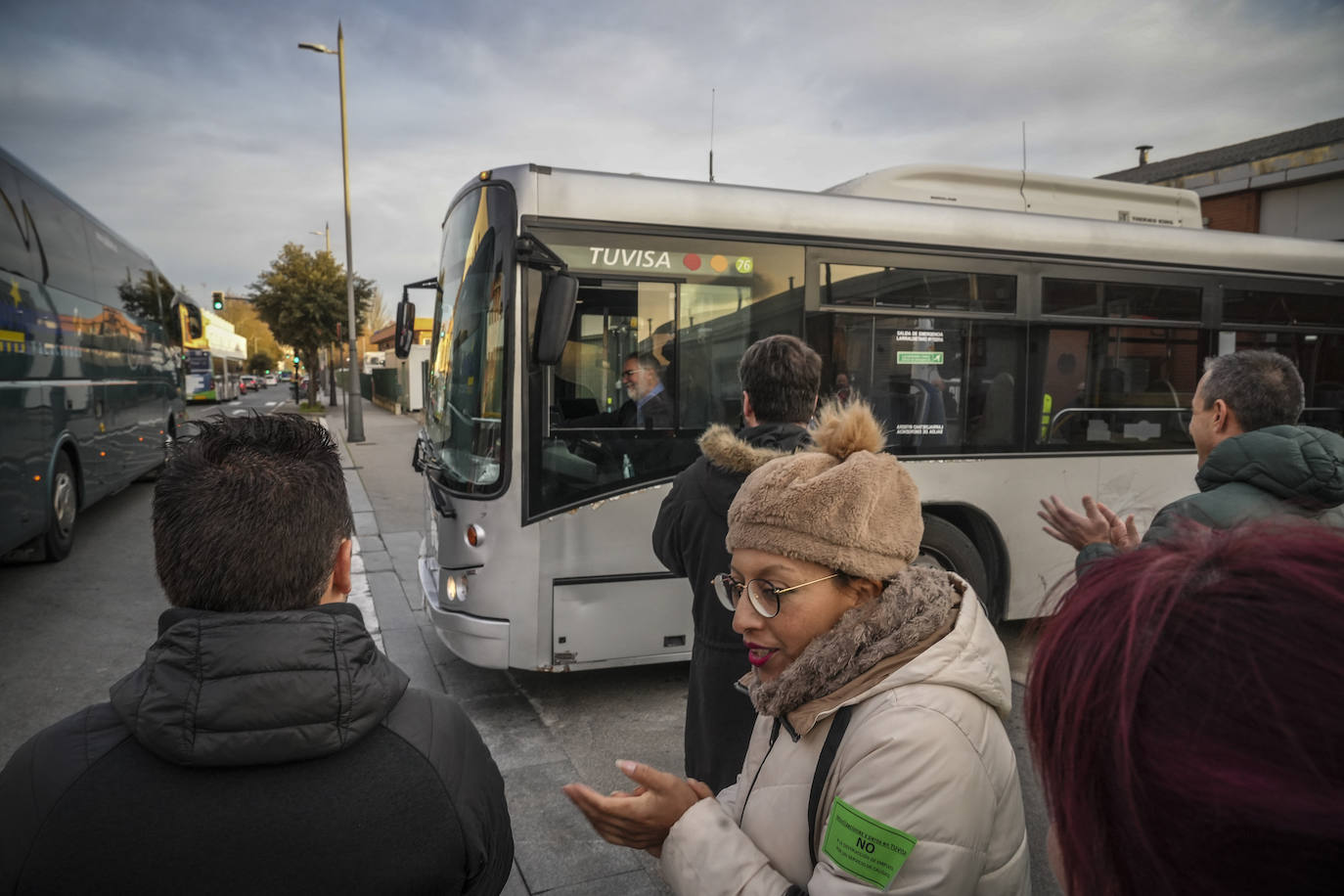 El tranvía de Vitoria vuelve a funcionar tras sufrir una avería durante cinco horas