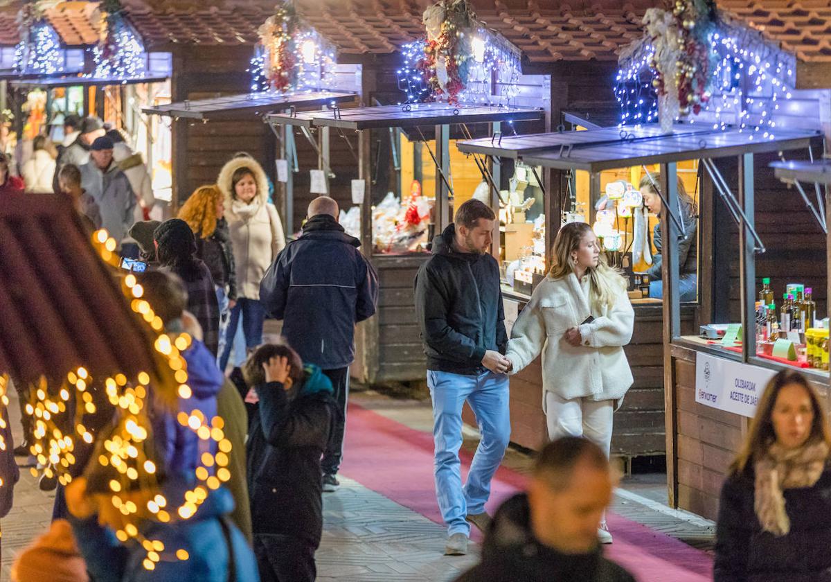 Imagen de la anterior edición del mercado de Navidad en el parque de la Florida.