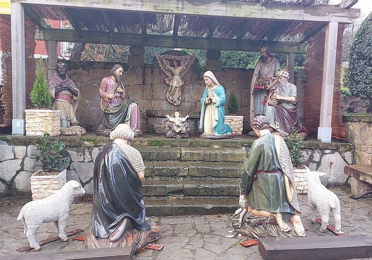 El encendido de luces se llevará a cabo mañana, viernes, con chocolatada y música en la plaza Llano a las 19.00.