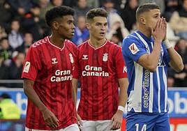 Tenaglia lamenta una de las casiones desperdiciadas ante Las Palmas.