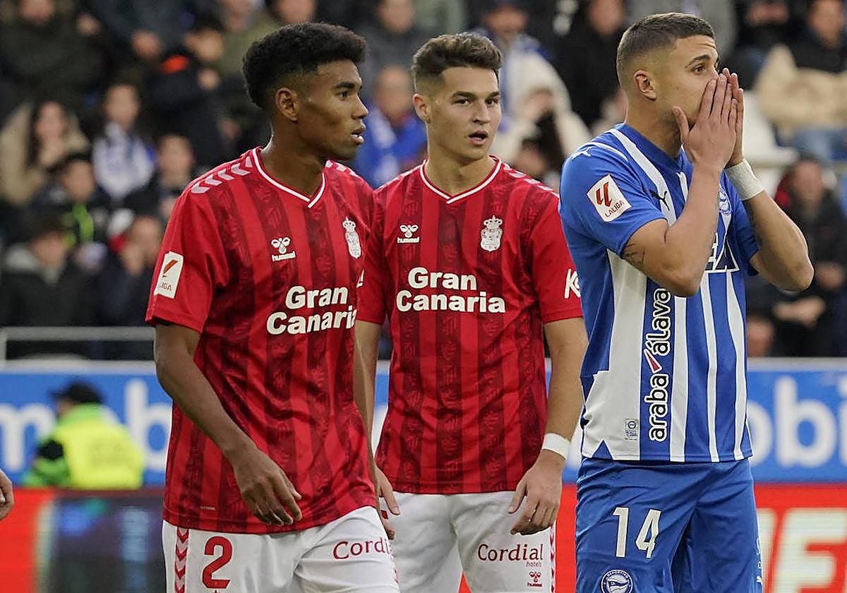 Tenaglia lamenta una de las casiones desperdiciadas ante Las Palmas.