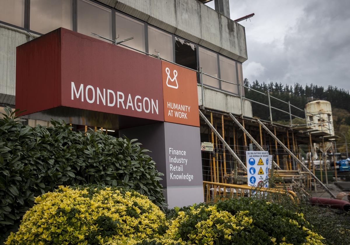 Sede de los cooperativistas de Mondragón