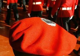 Un ertzaina se cambia de género en el Registro y se monta un lío en la comisaría