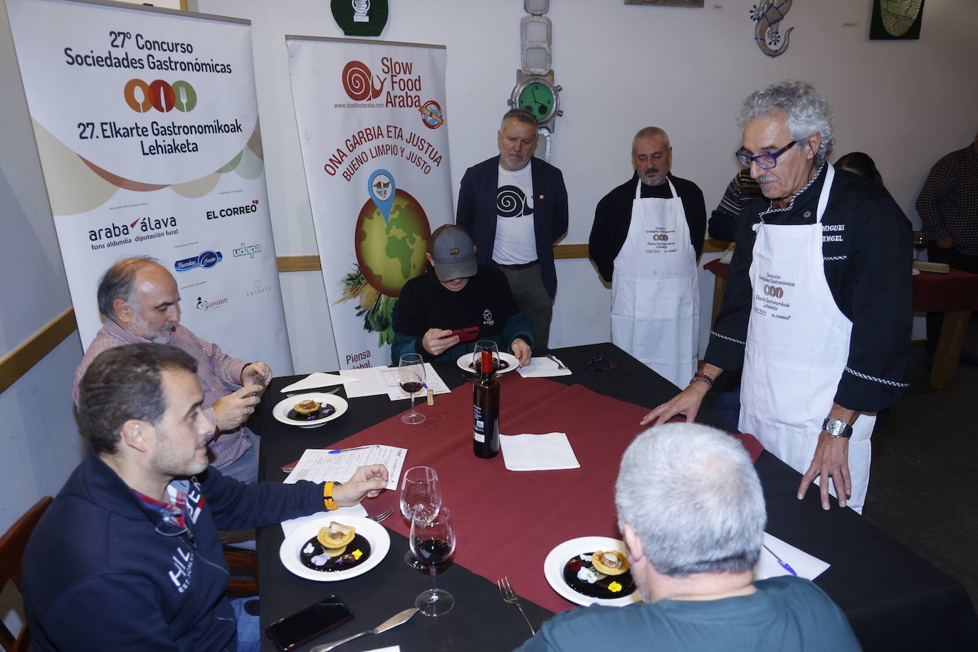 Así fue la cena en la sociedad gastronómica Azkenean