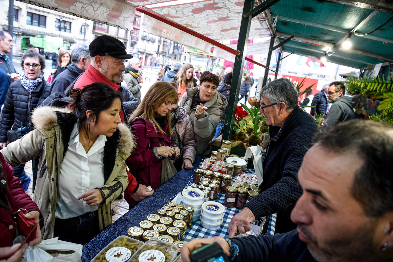 Las imágenes de la feria de Santo Tomás