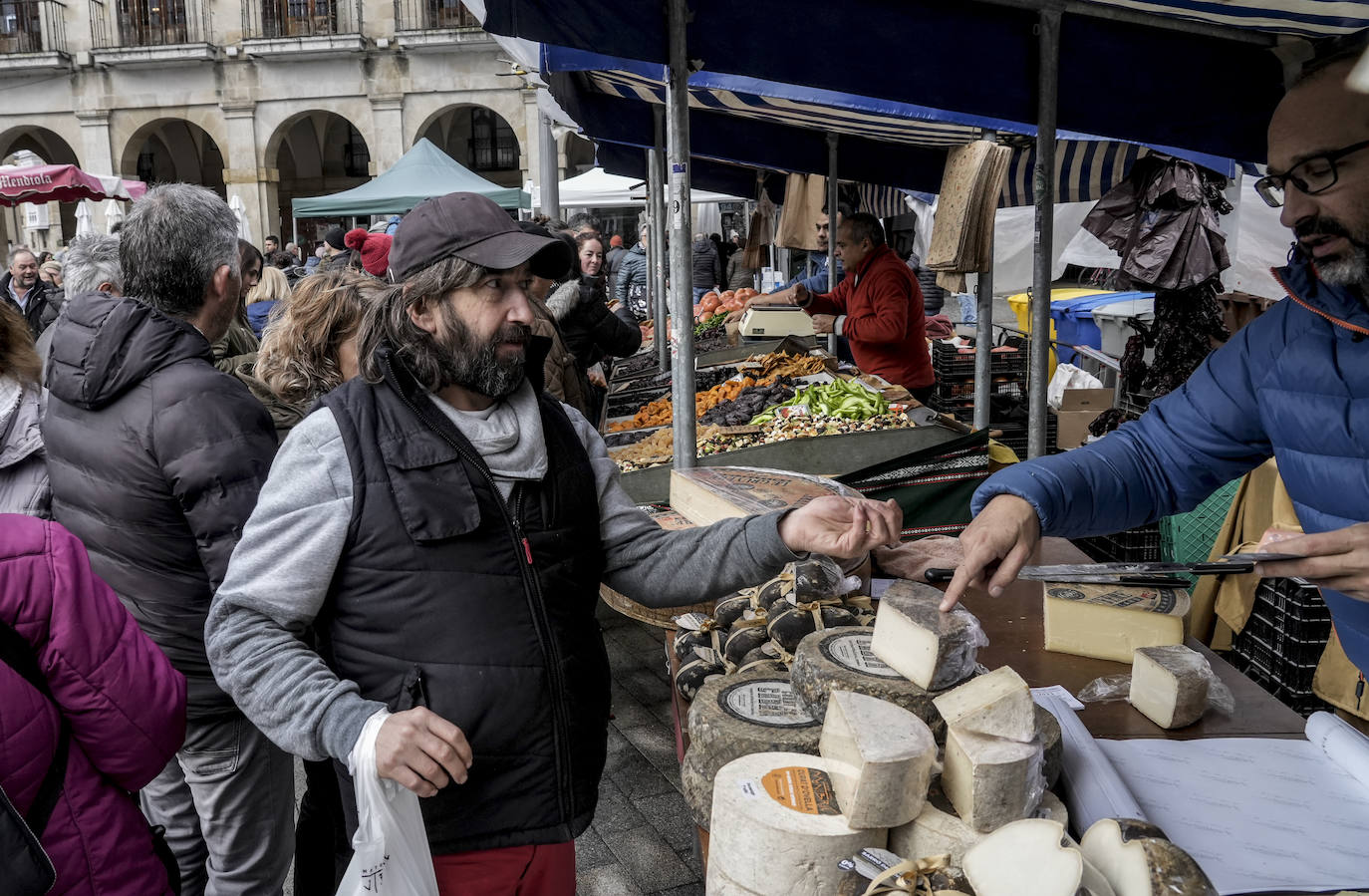 El Mercado de Navidad de Vitoria, en imágenes