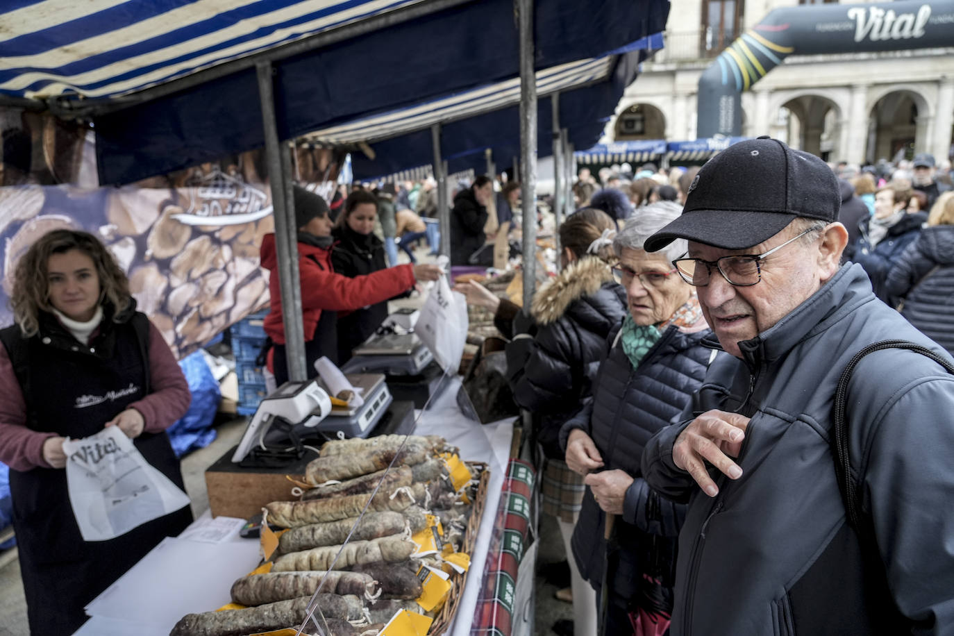 El Mercado de Navidad de Vitoria, en imágenes