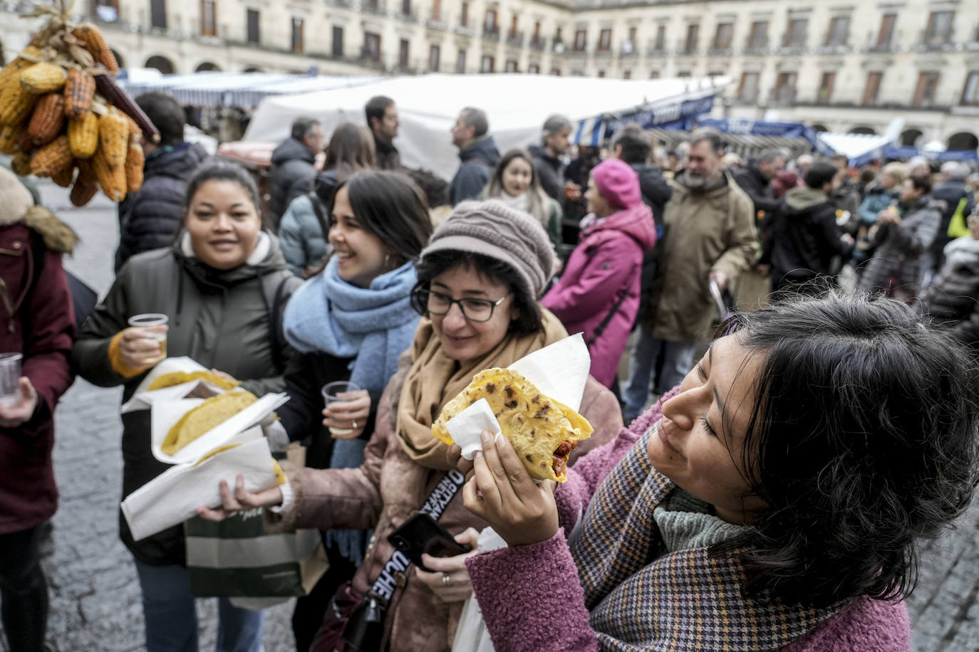 El Mercado de Navidad de Vitoria, en imágenes