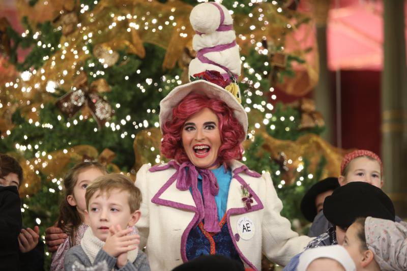 Recepción de Olentzero y Mari Domingi en Bilbao