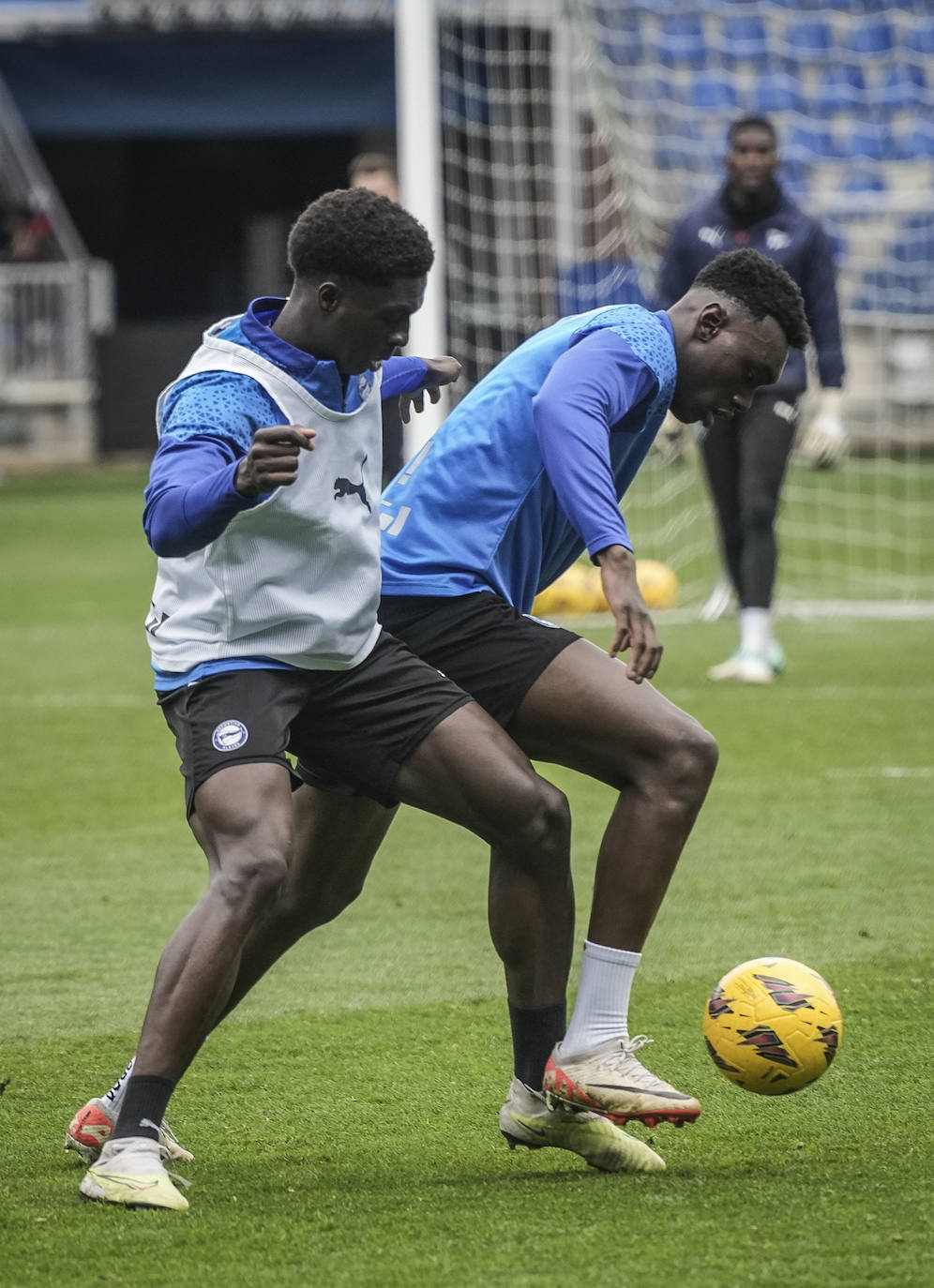 Las mejores fotos del entrenamiento a puerta abierta del Alavés