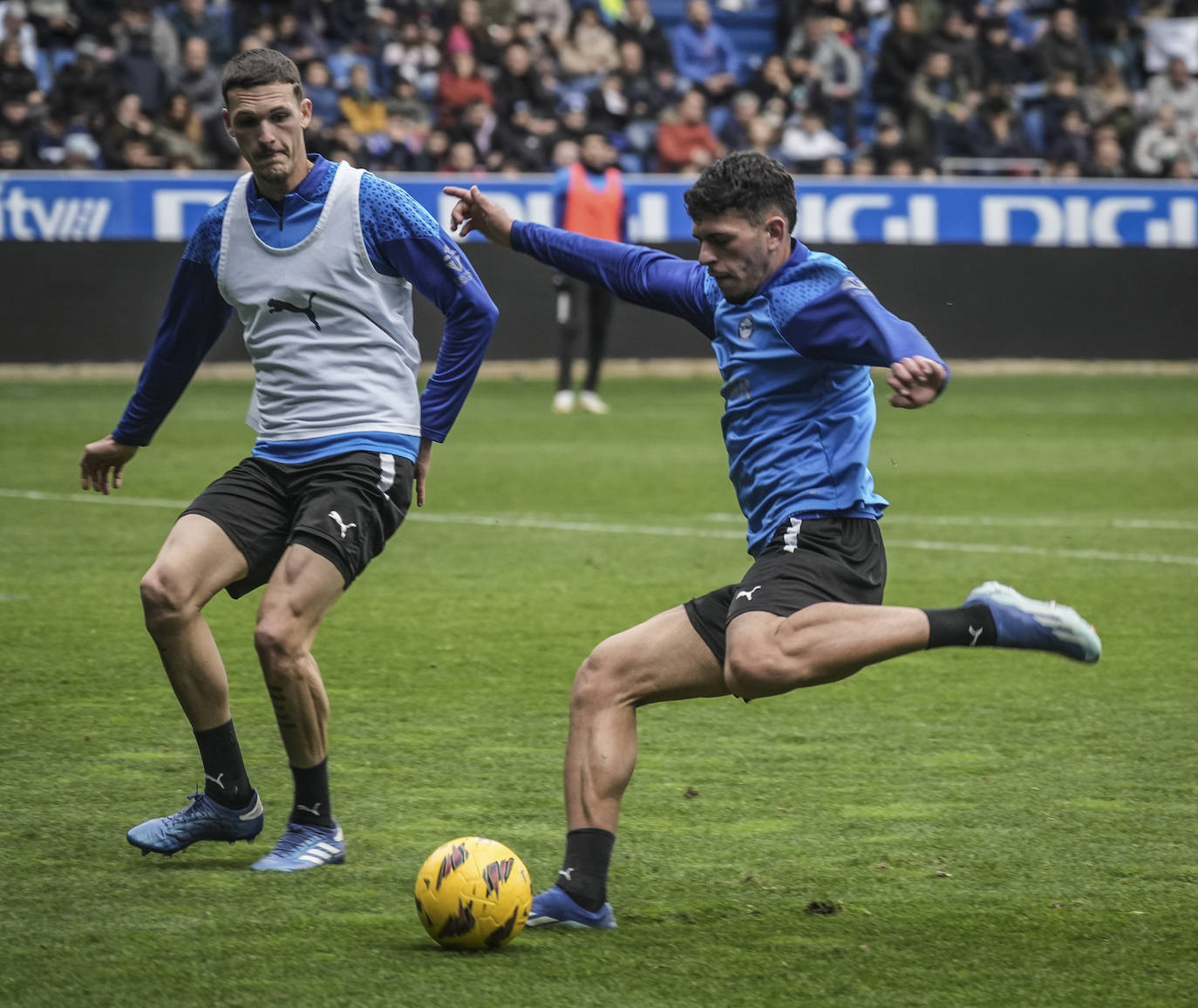 Las mejores fotos del entrenamiento a puerta abierta del Alavés