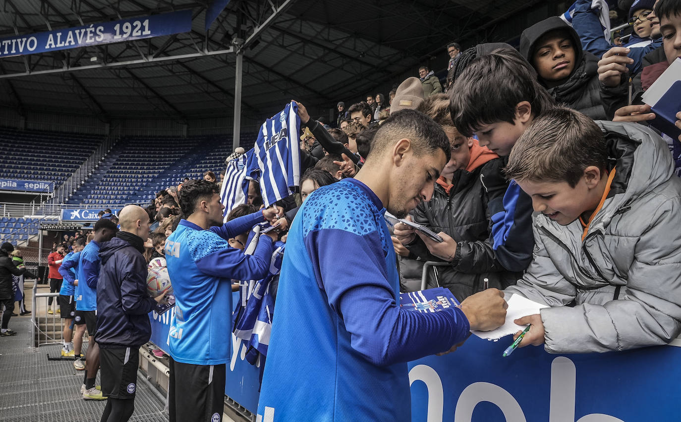 Las mejores fotos del entrenamiento a puerta abierta del Alavés