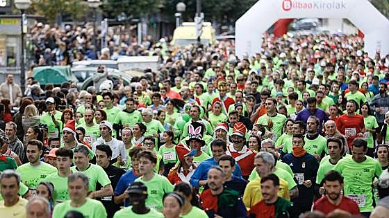 3.000 deportistas toman Bilbao para correr la San Silvestre