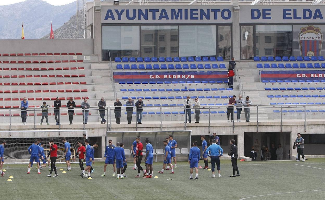 El Eldense aguarda con impaciencia el partido de este jueves contra el Athletic. 