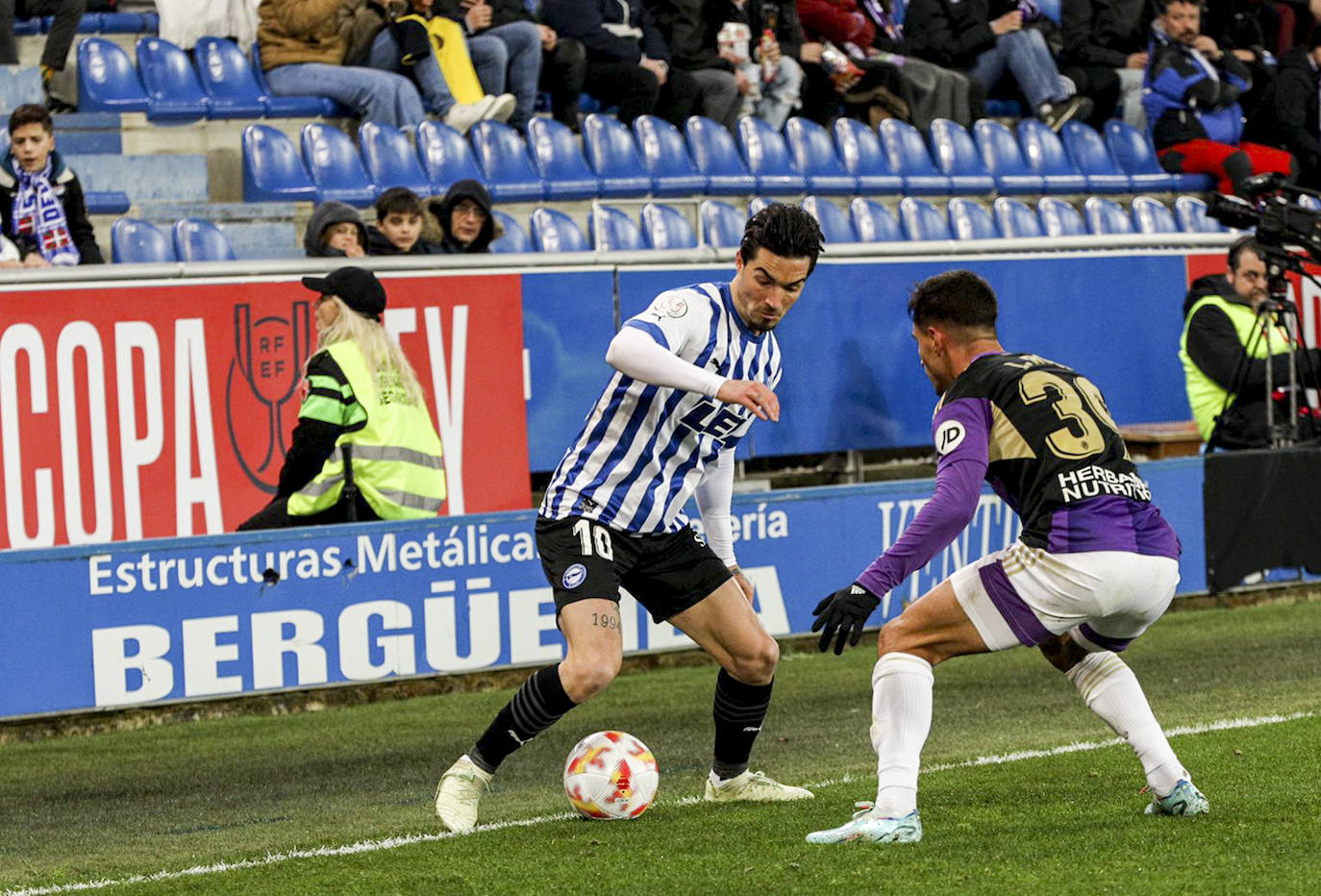 Fotos: Las fotos del Alavés - Valladolid