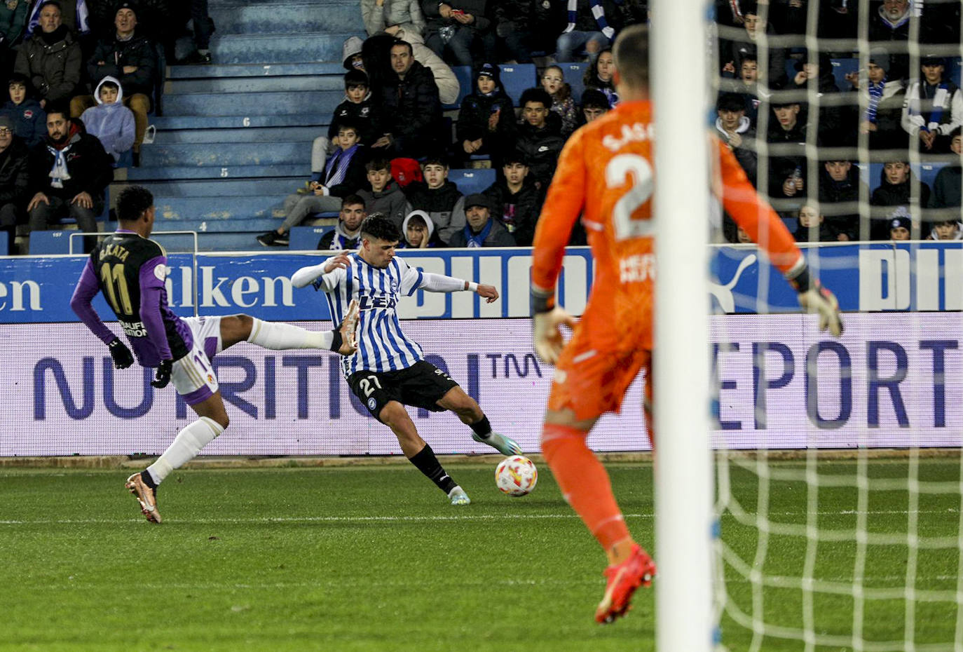 Fotos: Las fotos del Alavés - Valladolid