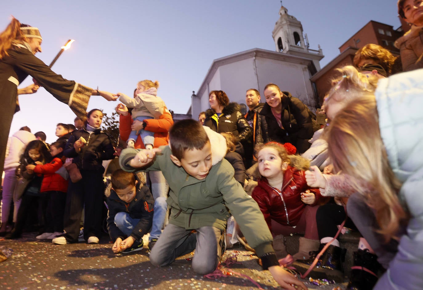 Fotos: La Cabalgata de los Reyes Magos en Basauri