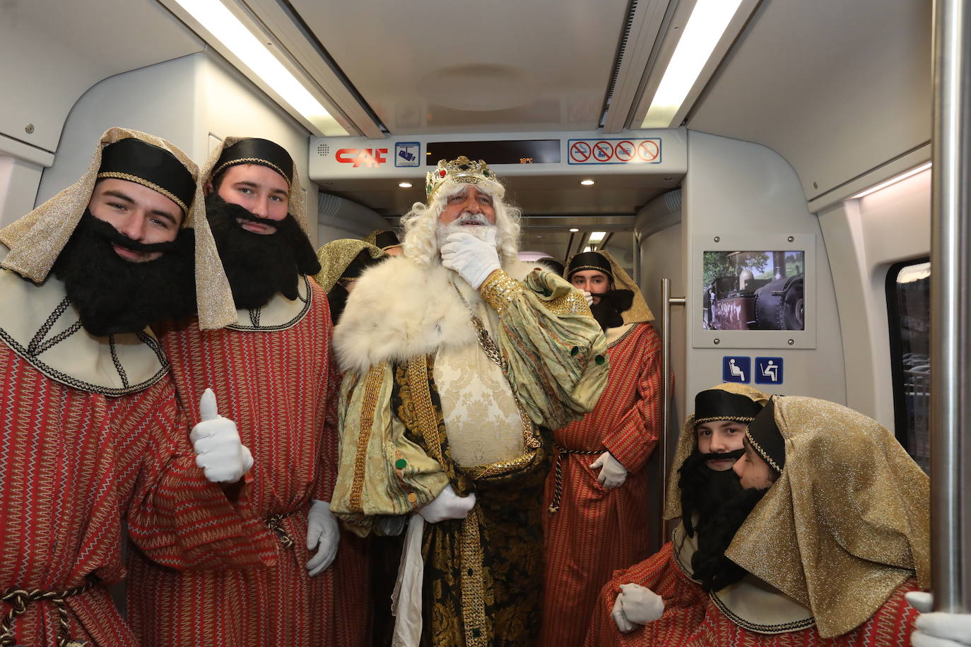 Fotos: Cabalgata de los Reyes Magos en Gernika