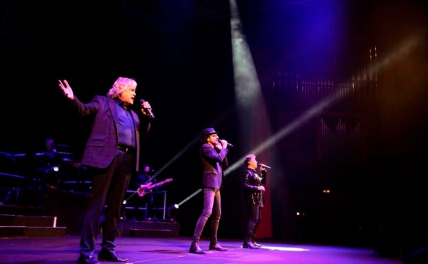 El show se anuncia como «tan golfo y ameno como extraordinario».