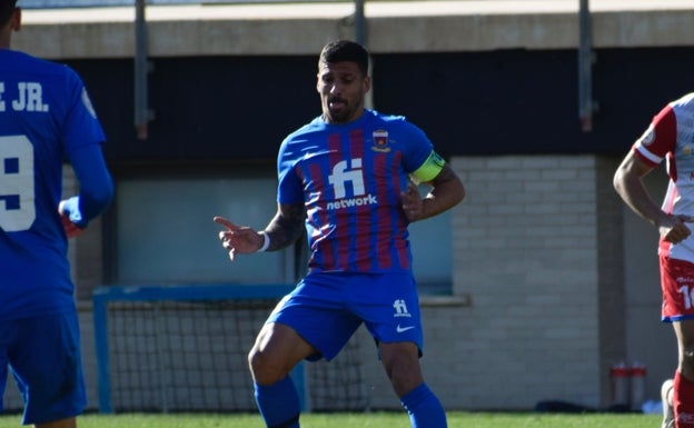 Iván Forte, capitán del Eldense.