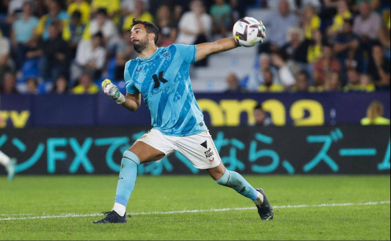 Pachecho solo ha jugado un partido con el Almería.