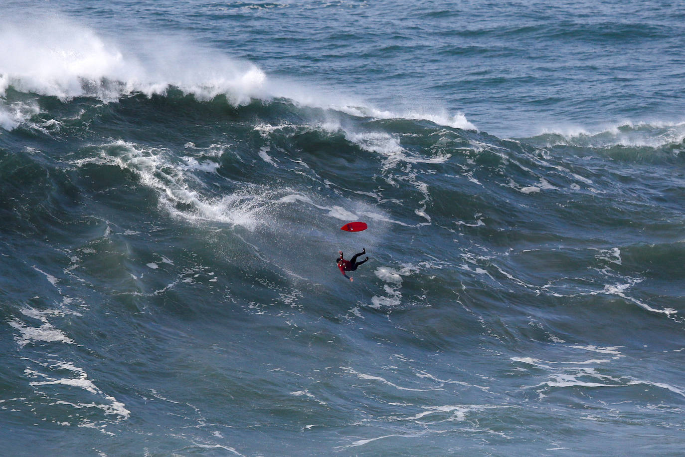 Fotos: La ola asesina de Nazaré