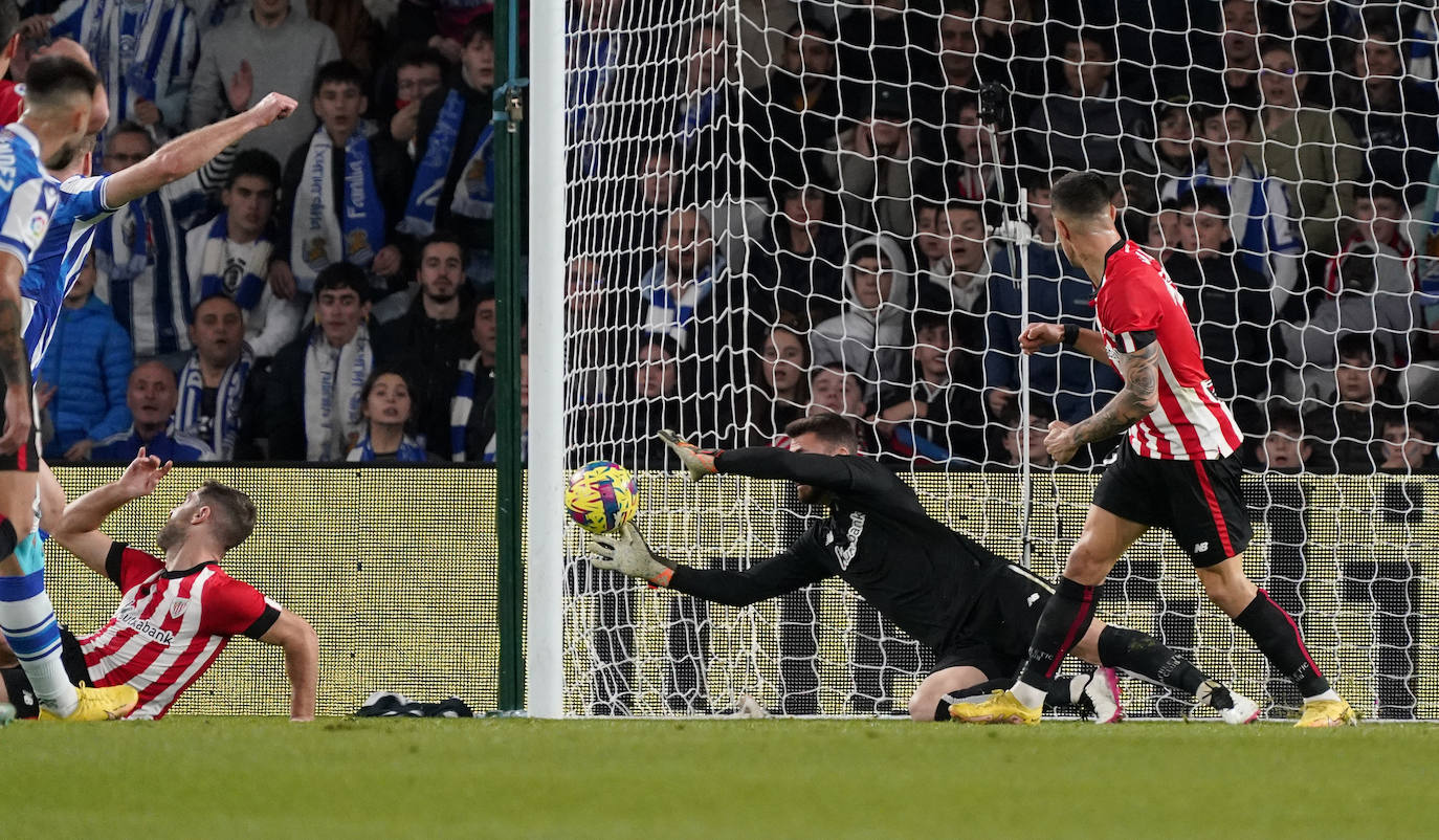 Fotos: El derbi entre la Real Sociedad y el Athletic, en imágenes