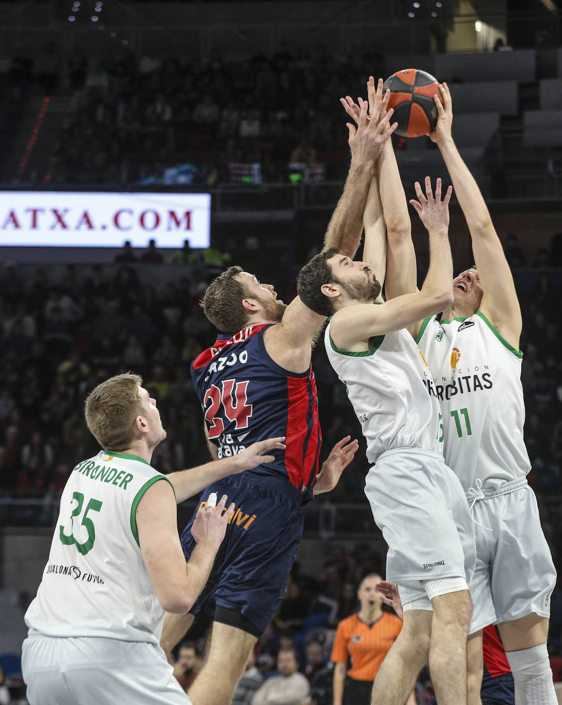 Fotos: Las fotos del Baskonia - Joventut