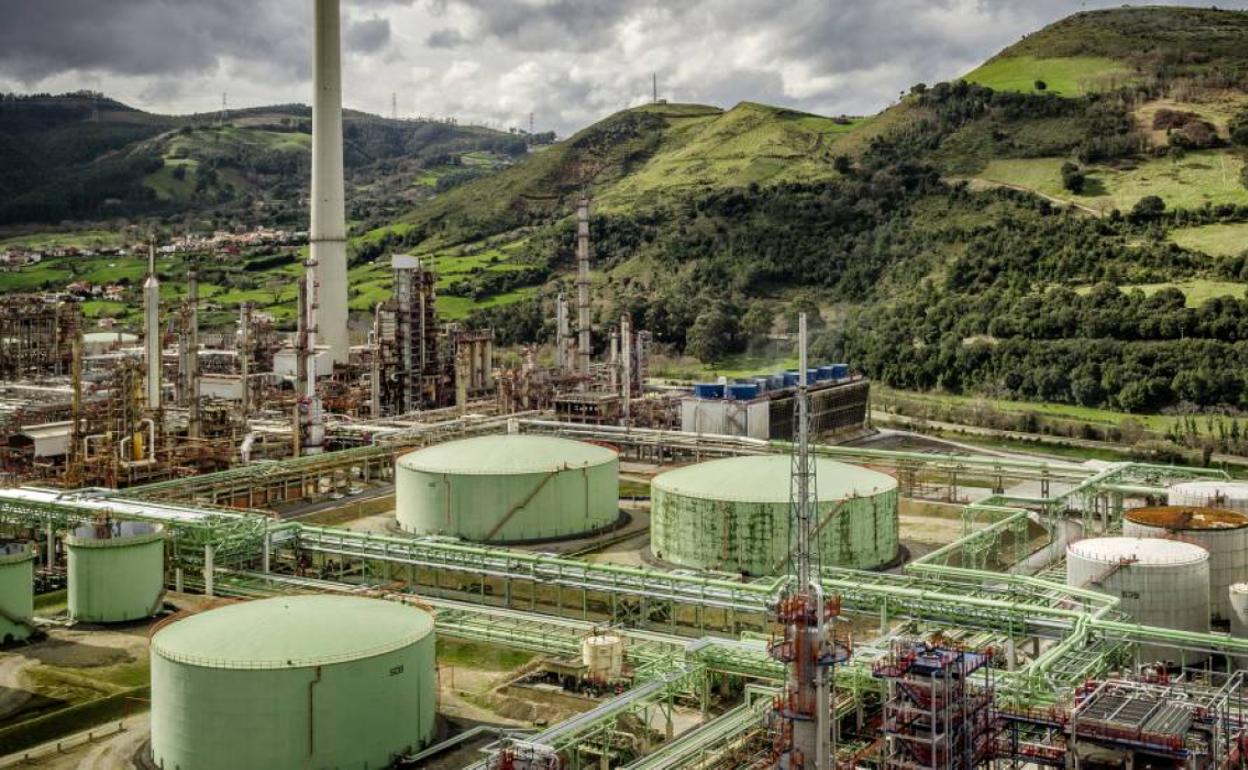 Petronor invierte 57 millones en modernizar la refinería y arrancar su proyecto de hidrógeno