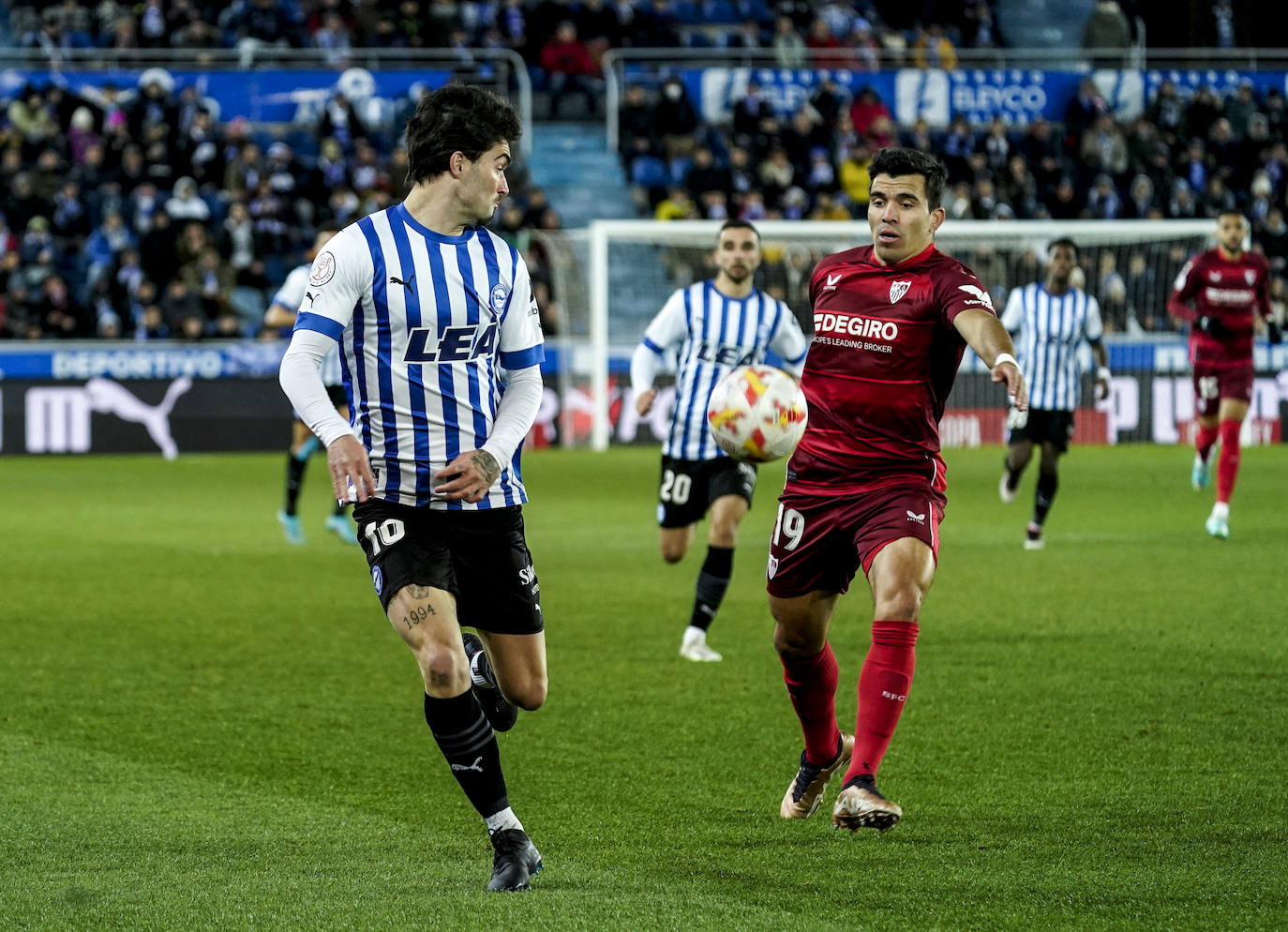 Fotos: Las imágenes del Alavés- Sevilla