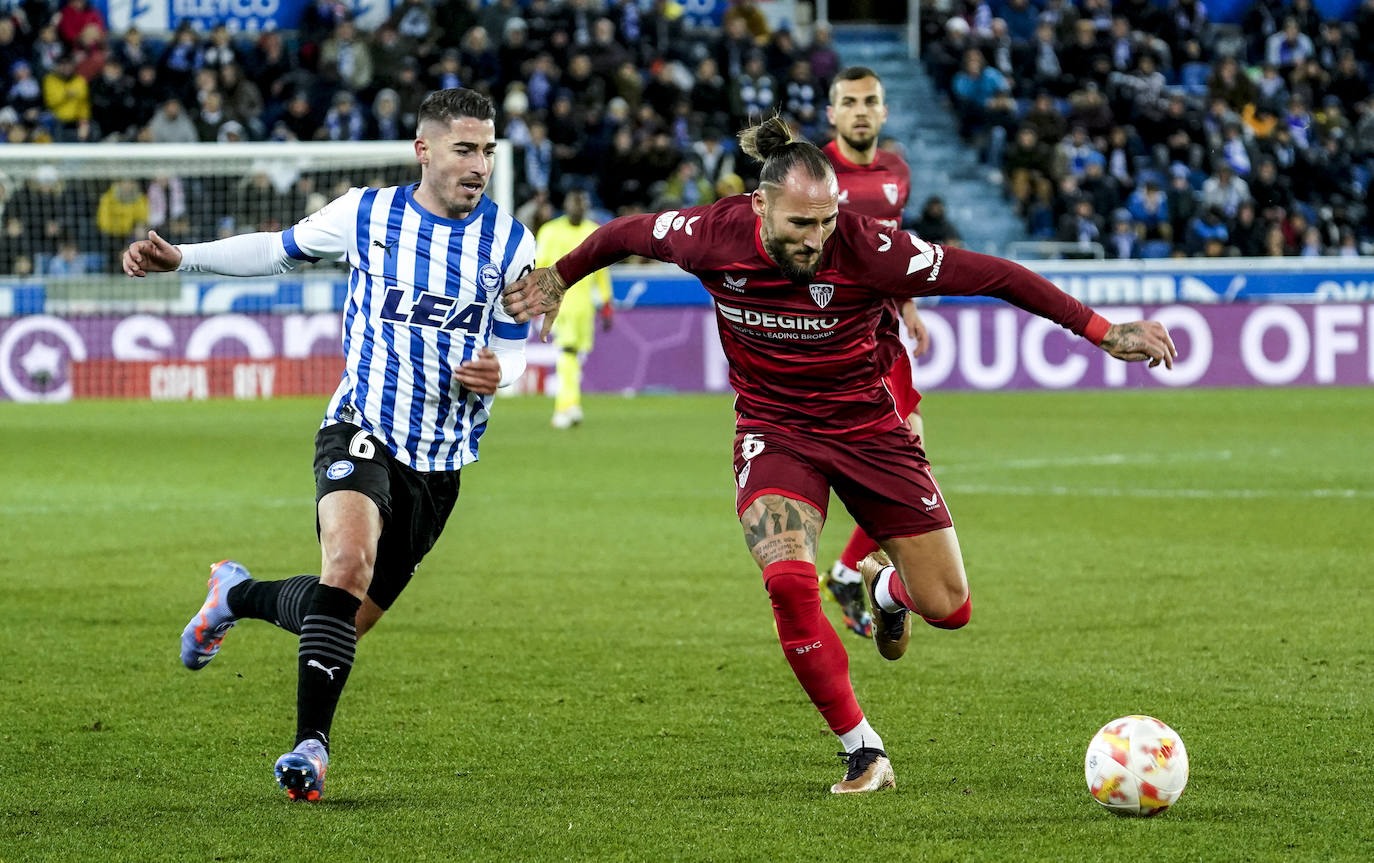 Fotos: Las imágenes del Alavés- Sevilla