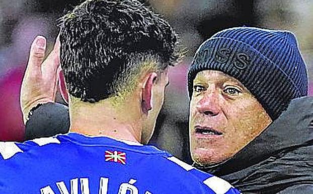 García Plaza sostiene que el Sevilla mereció «dos expulsiones»