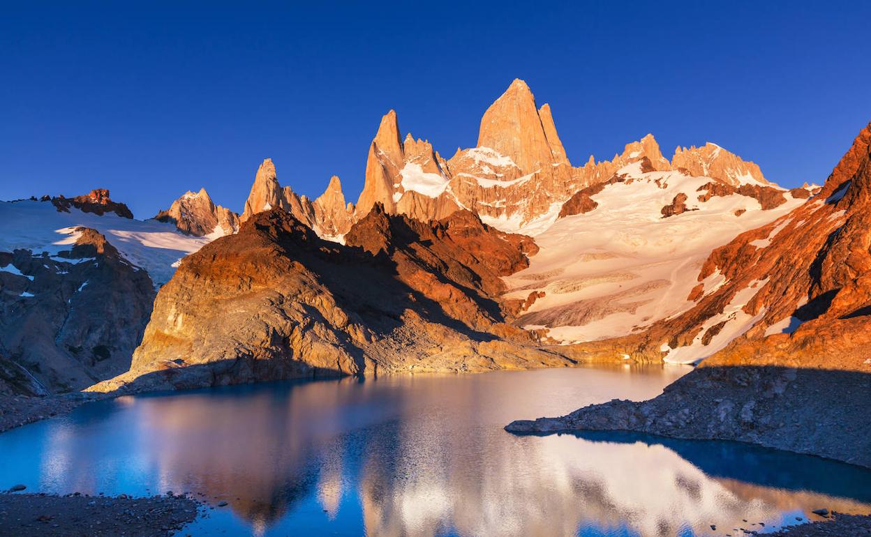 El Fitz Roy es una de las cumbres más bellas y emblemáticas de Patagonia. 