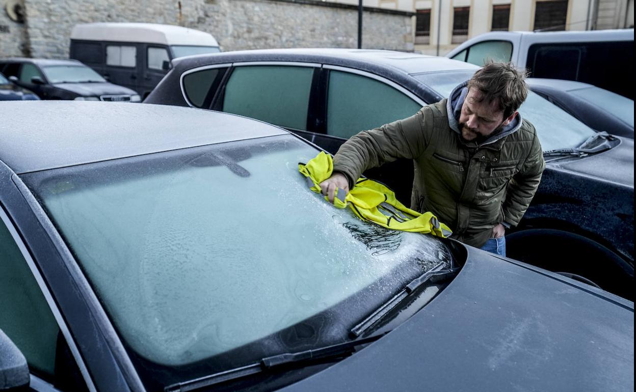 Álava se hiela a la espera de la segunda nevada