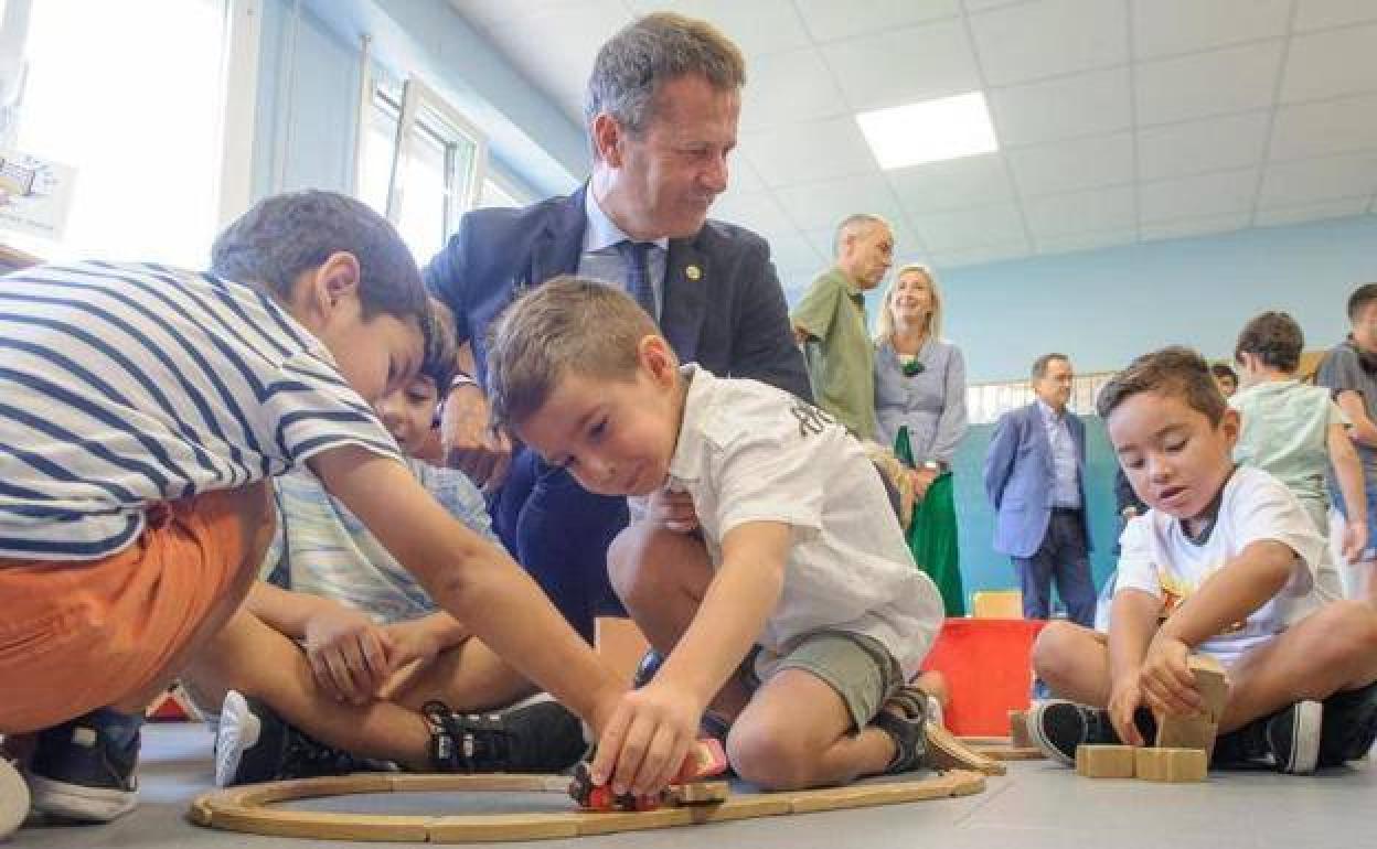 El 20% de las plazas de los colegios del centro de Vitoria serán para alumnos vulnerables